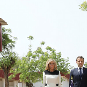 Alassane Ouattara, président de la République de Côte d'Ivoire, Dominique Ouattara, Première dame, Emmanuel Macron, président de la République française, Brigitte Macron, Première dame - Déplacement en Côte d'Ivoire - Hommage aux soldats français et américains morts dans l'exercice de leur mission en Côte D'ivoire le 6.11.2004, Lycée Descarte à Bouaké, le 22 décembre 2019. © Dominique Jacovides / Bestimage