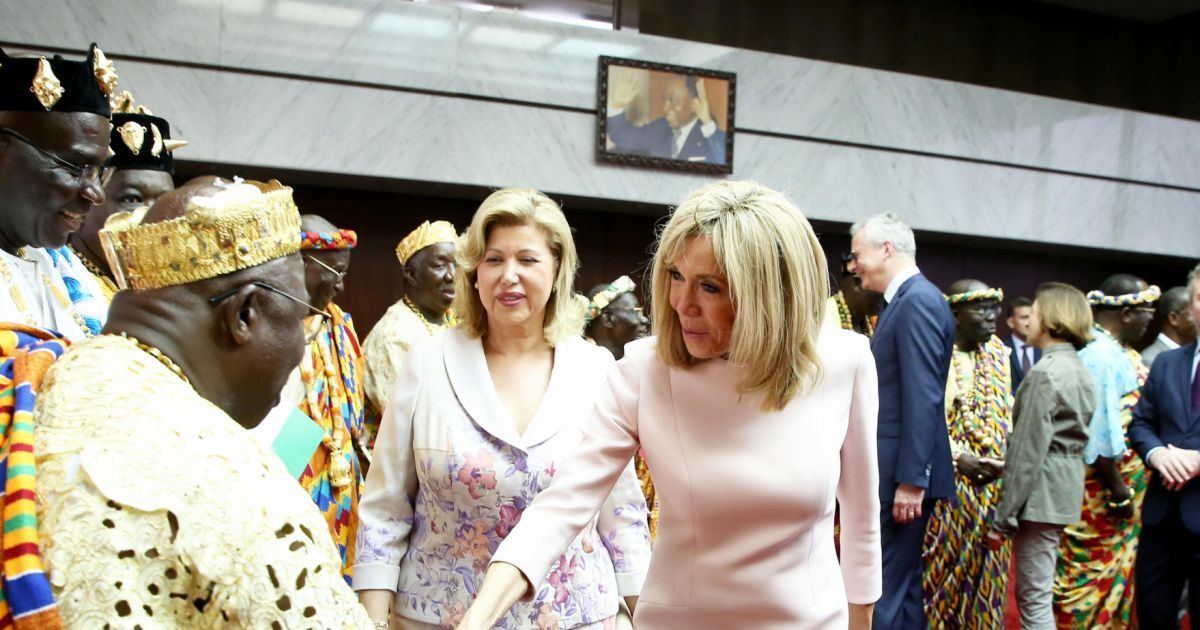 Dominique Ouattara Première Dame De Côte D Ivoire Brigitte Macron Première Dame De France