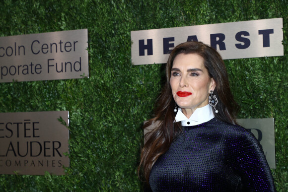 Brooke Shields à la soirée "An Evening Honoring Leonard A. Lauder" au Lincoln Center à New York, le 18 novembre 2019.