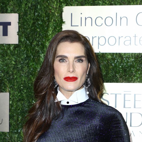 Brooke Shields à la soirée "An Evening Honoring Leonard A. Lauder" au Lincoln Center à New York, le 18 novembre 2019.