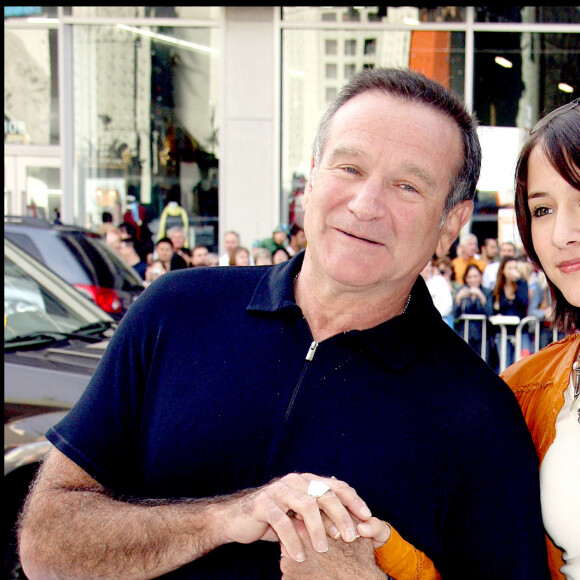 Robin Williams et Zelda Williams - Première du film "Happy Feet" au Chinese Theatre d'Hollywood le 12 novembre 2006