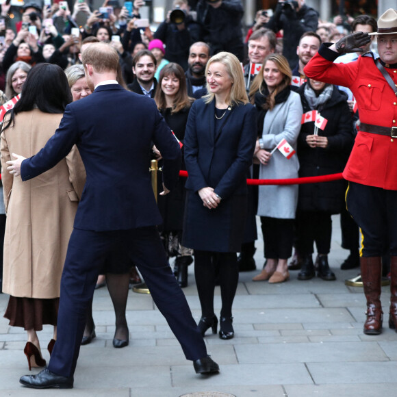 Meghan Markle et le prince Harry à la Maison du Canada, à Londres, le 7 janvier 2020.