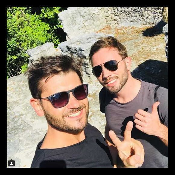 Christophe Beaugrand en vacances dans le sud avec son mari Ghislain - Instagram, 1 août 2018