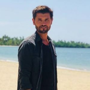 Christophe Beaugrand sur le tournage de "La Villa, la bataille des couples" - Instagram, le 1er août 2018.