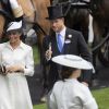 Meghan Markle, duchesse de Sussex (en Givenchy), et le prince Harry, duc de Sussex - La famille royale d'Angleterre à son arrivée à Ascot pour les courses hippiques. Le 19 juin 2018