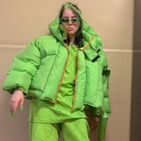 Billie Eilish : À Hawaï, l'artiste de 18 ans se dévoile en maillot