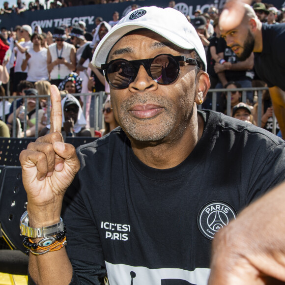 Exclusif - Spike Lee - Personnalités lors de l'événement "Quai 54 World Streetball Championship" sur la pelouse de la rue de Suffren à Paris, France. Le 22 juin 2019. © Pierre Perusseau / Bestimage