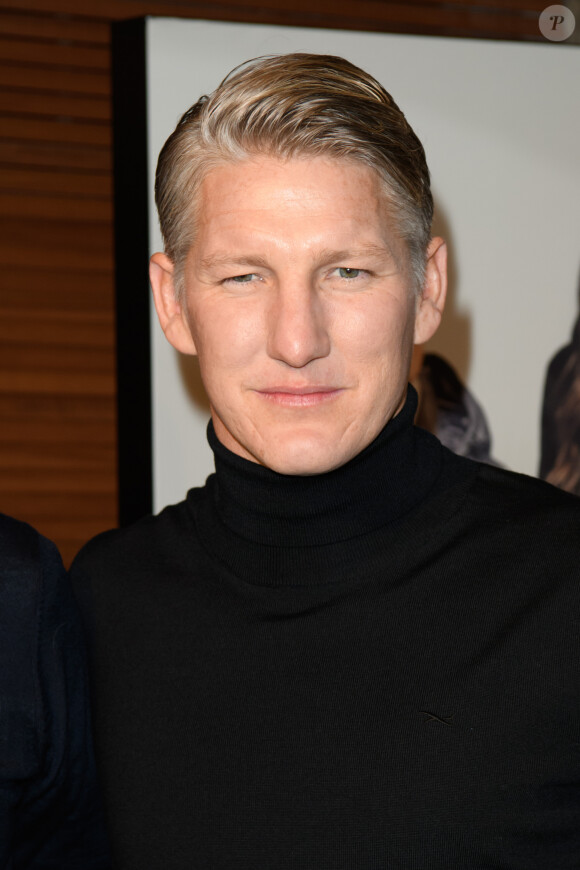 Bastian Schweinsteiger lors de la présentation de la collection capsule Ana & Bastian Love Brax dans le cadre de la semaine de la mode Mercedes-Benz à Berlin, Allemagne, le 14 janvier 2020.