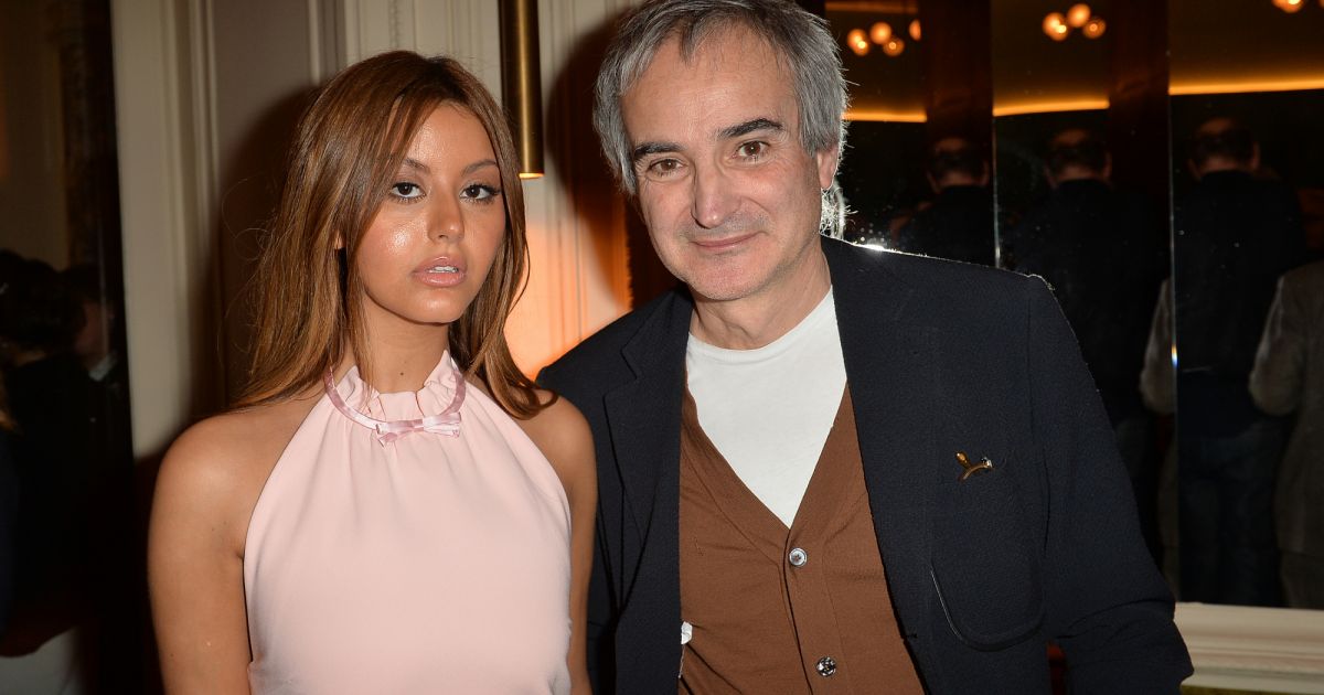 Exclusif Zahia Dehar, Olivier Assayas Remise du French Cinéma Awards d'Unifrance à O.Assayas Exclusif Zahia Dehar, Olivier Assayas Remise du French Cinéma Awards d'Unifrance à O.Assayas