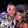 Hélène Ségara a partagé des photos d'elle avec Robbie Williams et sa femme à l'occasion d'une soirée organisée par WW. Instagram, le 20 janvier 2020.