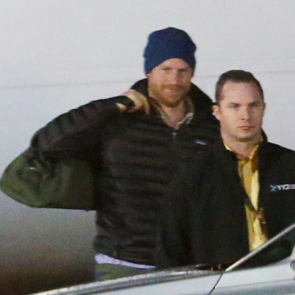 Premières photos du prince Harry à son arrivée à l'aéroport de Victoria à Sidney au Canada pour rejoindre sa femme M. Markle, la duchesse de Sussex, le 20 janvier 2020