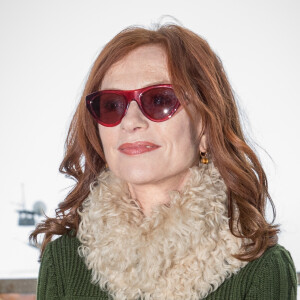 Isabelle Huppert au photocall du film "La Daronne" lors de l'Alpe d'Huez 2020, 23ème festival international du film de comédie le 17 janvier 2020. © Cyril Moreau / Bestimage