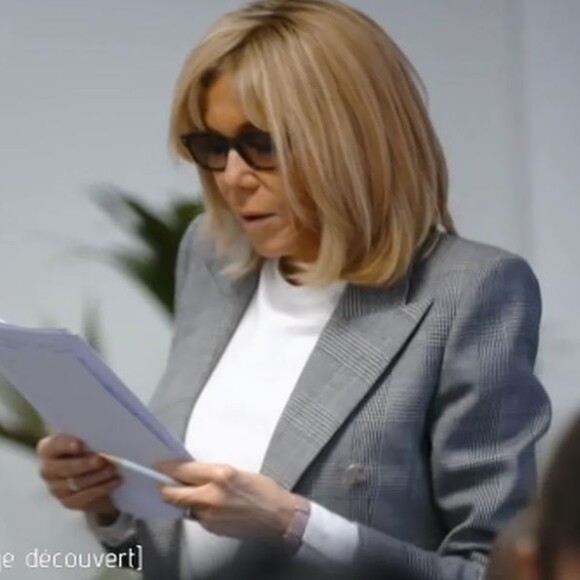 Brigitte Macron a Live (L'Institut des vocations pour l'emploi) situé à Clichy-sous-Bois en janvier 2020. Les caméras de "20H Le Mag" ont suivi la première dame pour le reportage "Brigitte Macron, à visage découvert" diffusé le 16 janvier 2020.