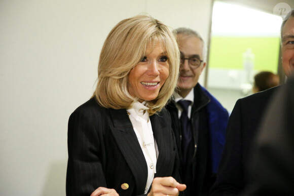 Brigitte Macron (Présidente de la Fondation Hôpitaux de Paris-Hôpitaux de France) lors du lancement de la 31ème édition de l'opération Pièce Jaunes au Centre Hospitalier Régional d'Orléans le 8 janvier 2020. © Dominique Jacovides / Bestimage