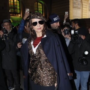 Juliette Binoche arrive au Pavillon Vendôme pour assister au défilé de mode Haute-Couture printemps-été 2020 "Armani Privé". Paris, le 21 janvier 2020. © Veeren Ramsamy-Christophe Clovis/Bestimage