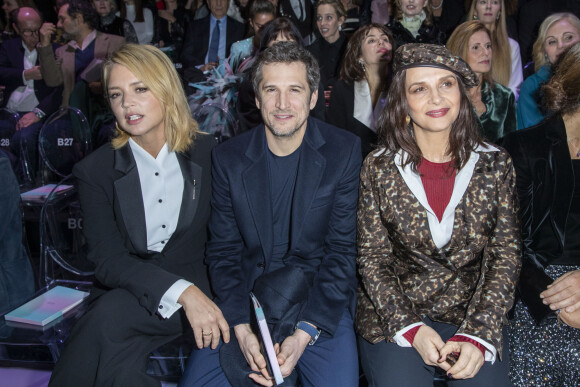 Virginie Efira, Guillaume Canet et Juliette Binoche assistent au défilé de mode Haute-Couture printemps-été 2020 Armani Privé à Paris le 21 janvier 2020. © Olivier Borde / Bestimage