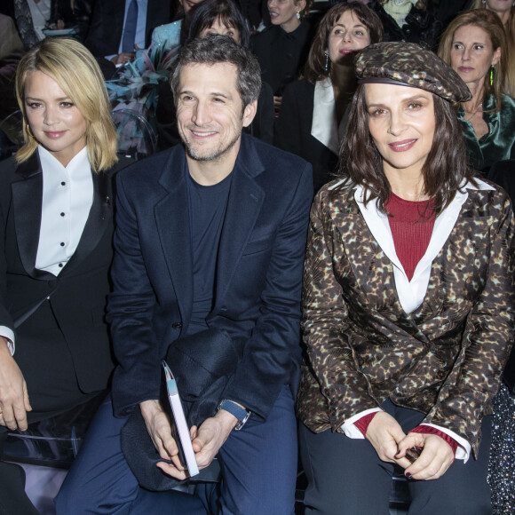 Virginie Efira, Guillaume Canet et Juliette Binoche assistent au défilé de mode Haute-Couture printemps-été 2020 Armani Privé à Paris le 21 janvier 2020. © Olivier Borde / Bestimage