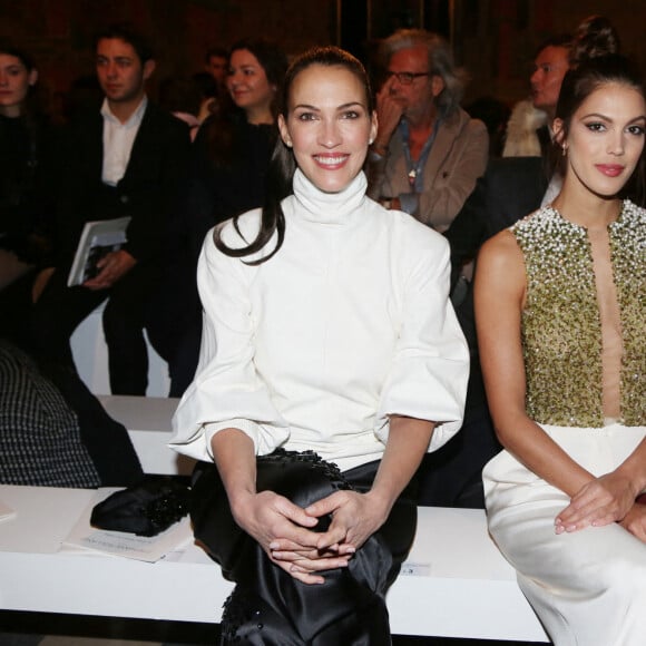 Linda Hardy et Iris Mittenaere assistent au défilé Stéphane Rolland, collection Haute Couture printemps-été 2020 au Palais de Chaillot. Paris, le 21 janvier 2020.