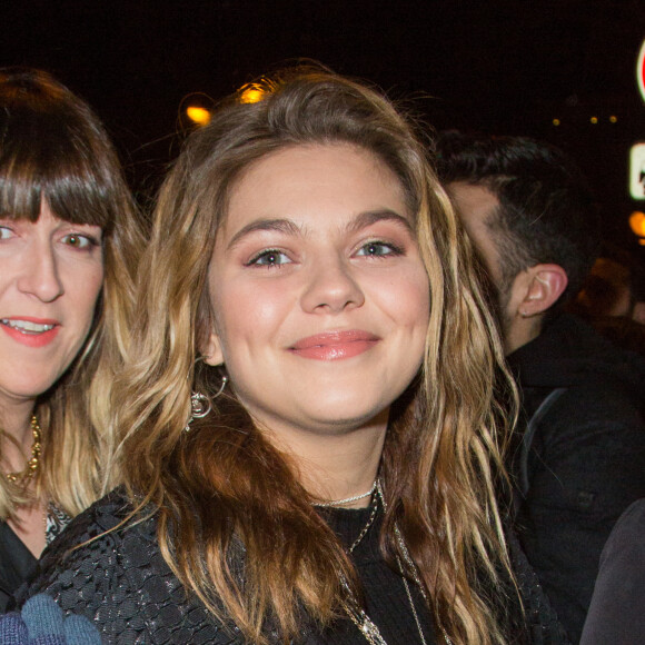 Louane Emera, enceinte, arrive au dernier défilé Haute couture de Jean-Paul Gaultier au théâtre du Châtelet le 22 janvier 2020. Photo by Nasser Berzane/ABACAPRESS.COM