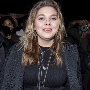 Louane Emera (enceinte) - Les célébrités arrivent au défilé de mode Haute-Couture printemps-été 2020 "Jean-Paul Gaultier" au théâtre du Châtelet à Paris le 22 janvier 2020.