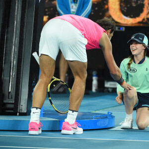 Rafael Nadal a blessé une jeune ramasseuse de balles lors de son match contre Federico Delbonis à l'Open d'Australie le 23 janvier 2020. Photo by Corinne Dubreuil/ABACAPRESS.COM