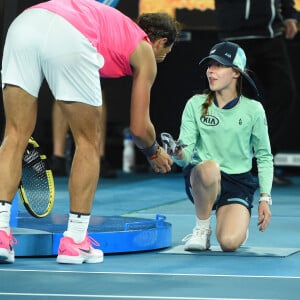 Rafael Nadal a blessé une jeune ramasseuse de balles lors de son match contre Federico Delbonis à l'Open d'Australie le 23 janvier 2020. Photo by Corinne Dubreuil/ABACAPRESS.COM