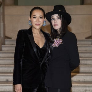 Cindy Chao et Isabelle Adjani assistent à la soirée en l'honneur du don de Cindy Chao d'une broche de sa collection "Annual Butterfly" à la Galerie de Bijoux du Musée des Arts Décoratifs. Paris, le 20 janvier 2020. © Julio Piatti