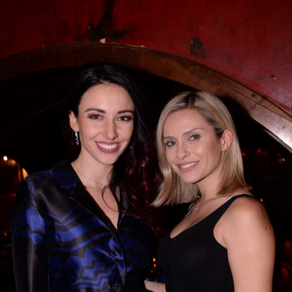 Delphine Wespiser (Miss France 2012) (robe Christophe Guillarmé) et Clara Morgane lors du cocktail de lancement de la tournée "Entre Nous" by D'pendanse, au Buddha-Bar à Paris, France, le 28 janvier 2020. © Rachid Bellak/Bestimage