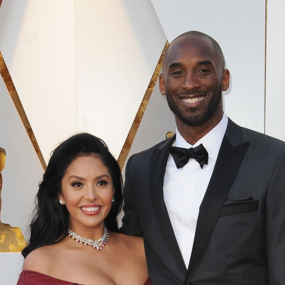Kobe Bryant (Oscar meilleur court métrage animé avec "Dear Basketball") et sa femme Vanessa - Press room de la 90ème cérémonie des Oscars 2018 au théâtre Dolby à Los Angeles, Californie, Etats-Unis, le 4 mars 2018