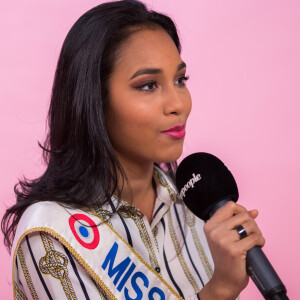 Exclusif - Rendez-vous avec Miss France 2020, Clémence Botino dans les locaux de Webedia lors d'une interview pour Purepeople à Levallois-Perret le 29 janvier 2020. © Tiziano da Silva/Bestimage