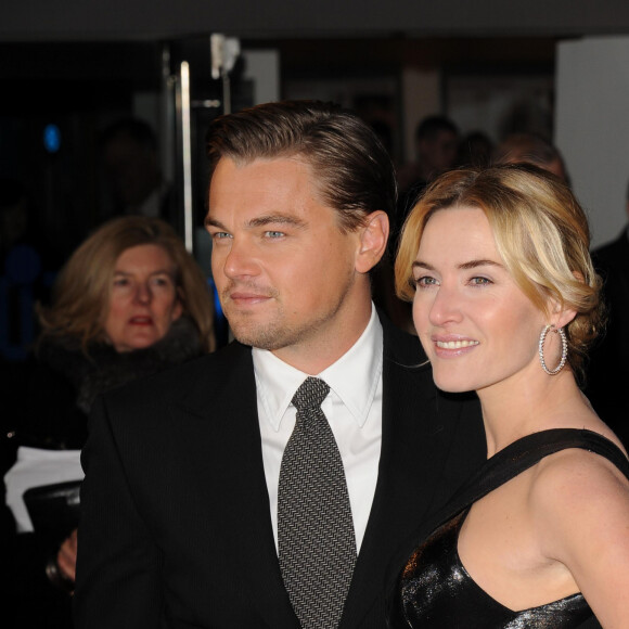 Leonardo DiCaprio et Kate Winslet à la première du film "Revolutionary Road" à l'Odeon Leicester Square à Londres le 18 janvier 2009.