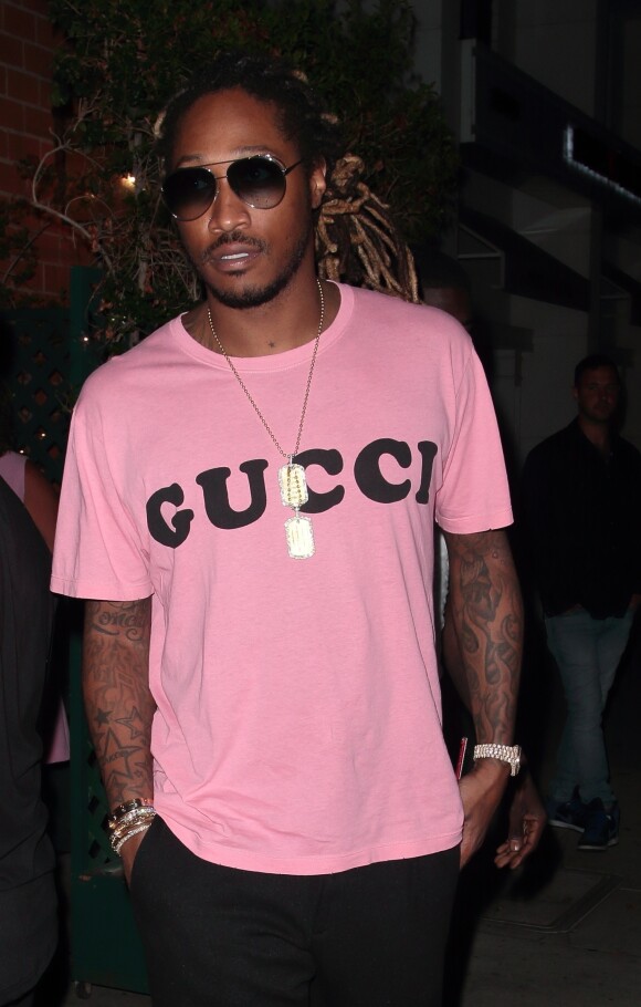 Le rappeur Future est allé dîner au restaurant Mr. Chow à Beverly Hills. Il porte un tee-shirt Gucci, le 1er septembre 2018.