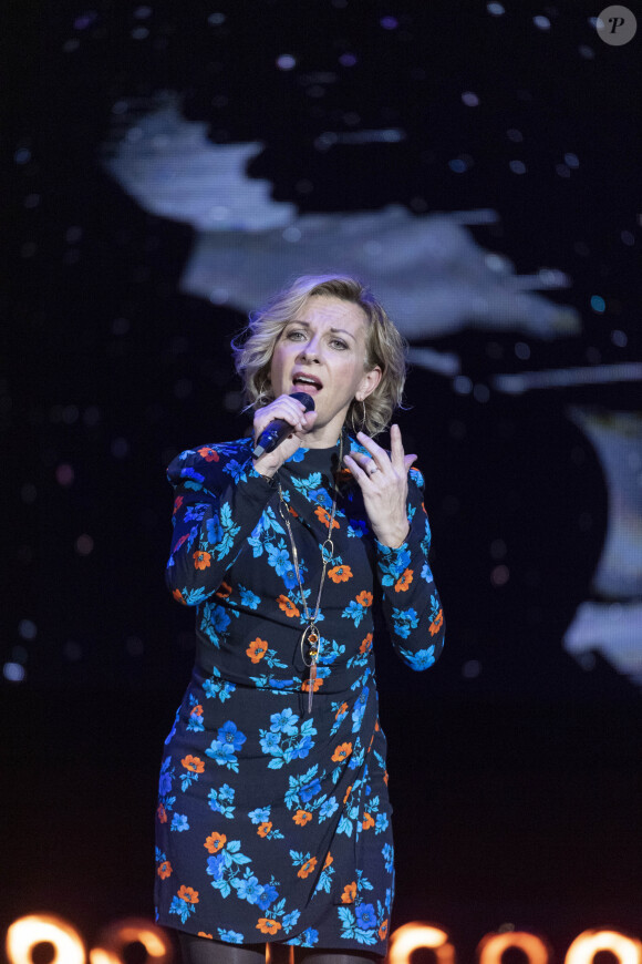 Natalie Dessay - La Nuit de la Déprime revient aux Folies Bergère, le 3 février 2020. A quelques jours de la Saint-Valentin, on retrouve sur scène les chanteurs les plus déprimants et les humoristes les plus badants, pour pleurer (de rire). " A quoi sert de courir après le bonheur alors que la déprime est à portée de main" ! Voici le mantra de la Nuit de la déprime de R.Mezrahi. Depuis 8 ans, ce rendez-vous placé sous le signe du désespoir est une soirée incontournable à quelques jours de la Saint-Valentin.&8232;L'édition 2020 de la Nuit de la Déprime se tient aux Folies Bergère le lundi 3 février 2020 dès 20h. Le froid, la pluie et la Saint-Valentin vous filent le cafard. Bah cette soirée ne va rien arranger et c'est le but. Toute la soirée, chansons tristes et humour noir sont de la partie, pour nous faire sortir les mouchoirs et pleurer en coeur. R.Mezrahi prévient même "tous vos chanteurs préférés viendront chanter leurs chansons les plus tristes". V.Delerm et le chef M.Veyrat se chargent d'assurer le duplex depuis les coulisses. © Pierre Perusseau / Bestimage 03/02/2020 - Paris