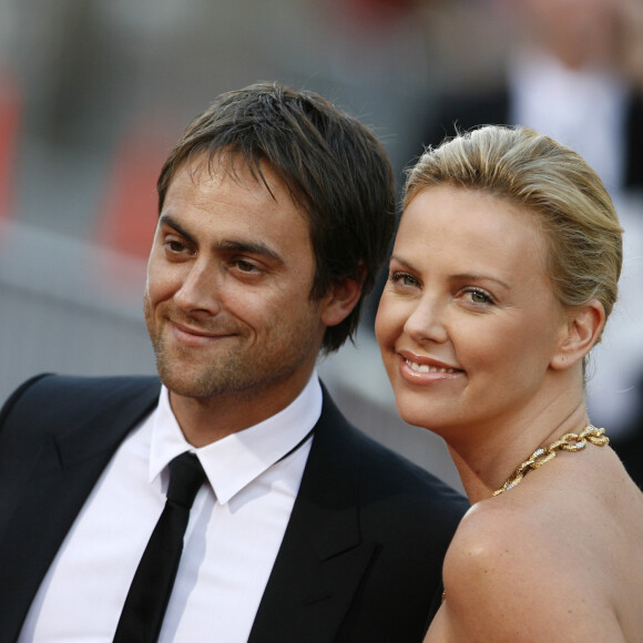Charlize Theron et Stuart Townsend, vctimes de la malédiction des Oscars.
