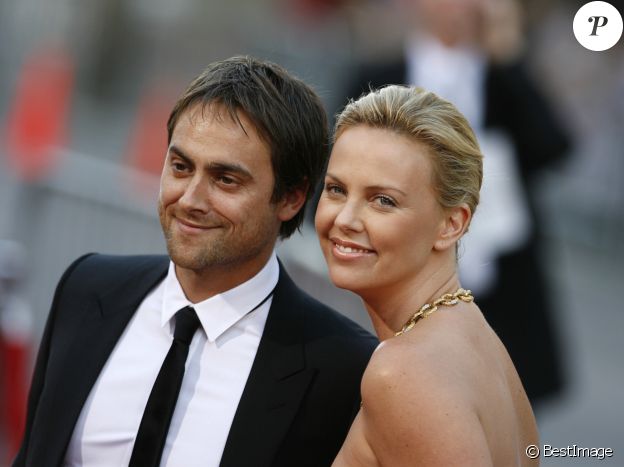 Charlize Theron et Stuart Townsend, vctimes de la malédiction des Oscars.