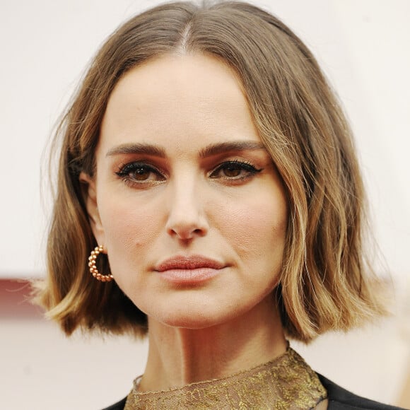 Natalie Portman lors du photocall des arrivées de la 92ème cérémonie des Oscars 2020 au Hollywood and Highland à Los Angeles, Californie, Etats-Unis, le 9 février 2020.