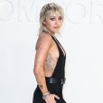 Miley Cyrus assiste au défilé Tom Ford, collection automne-hiver 2020-2021, aux Milk Studios. Hollywood, Los Angeles, le 7 février 2020.