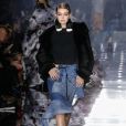 Gigi Hadid participe au défilé Tom Ford, collection automne-hiver 2020-2021, aux Milk Studios. Hollywood, Los Angeles, le 7 février 2020.