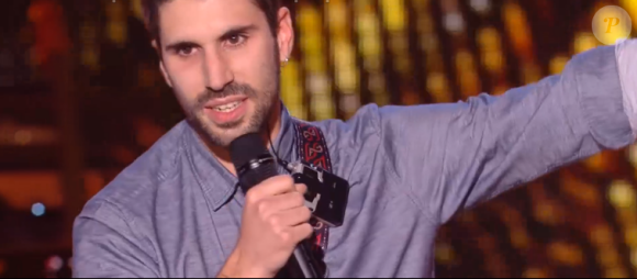 La Familia : Manu, Adrien et Raphaël - Extrait de l'émission de "The Voice" diffusée samedi 15 février 2020, TF1