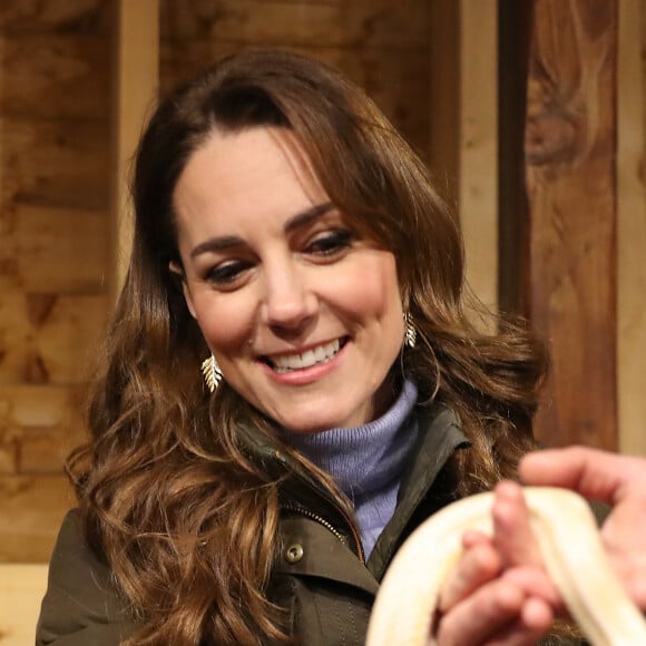 Kate Middleton, duchesse de Cambridge, lors d'une visite à la Ark Open Farm à Newtownwards, Irlande le 12 février 2020.