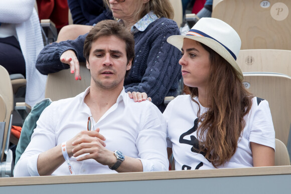 Anouchka Delon et son compagnon Julien Dereims - Célébrités dans les tribunes des internationaux de France de tennis de Roland Garros à Paris, France, le 8 juin 2019. © Jacovides / Moreau/ Bestimage