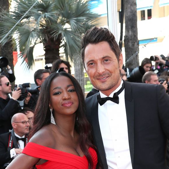 Hapsatou Sy et son compagnon Vincent Cerutti - Montée des marches du film "D'Après une Histoire Vraie" lors du 70ème Festival International du Film de Cannes. Le 27 mai 2017. © Borde-Jacovides-Moreau / Bestimage