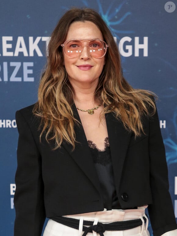 Drew Barrymore - People à la cérémonie "2020 Breakthrough Prize" à l'Ames Research Center de Mountain View, le 3 novembre 2019.