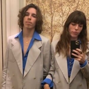 Lou Doillon et son fils Marlowe en route pour le défilé Gucci. Milan, le 19 février 2020.