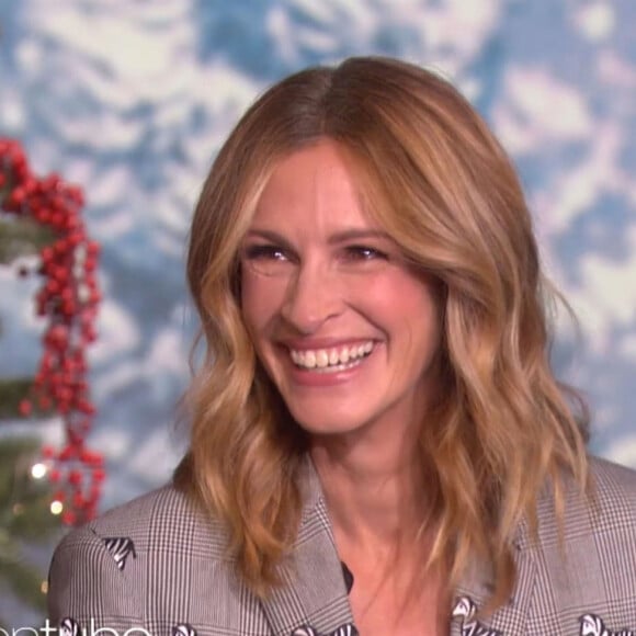 Julia Roberts passe un bon moment sur le plateau de l'émission de E. DeGeneres à Los Angeles, le 17 décembre 2019