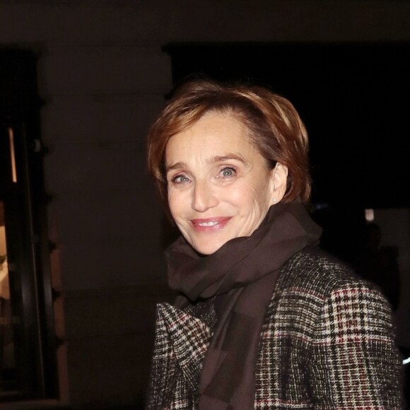 Kristin Scott Thomas arrive à la projection de l'émission 'My Grandparents War' à Londres, le 11 novembre 2019.