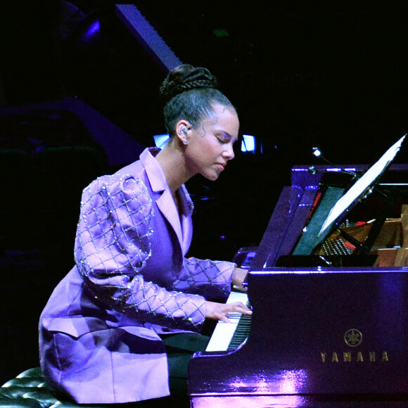 Alicia Keys lors de l'hommage à Kobe Bryant au Staples Centers de Los Angeles, le 24 février 2020.