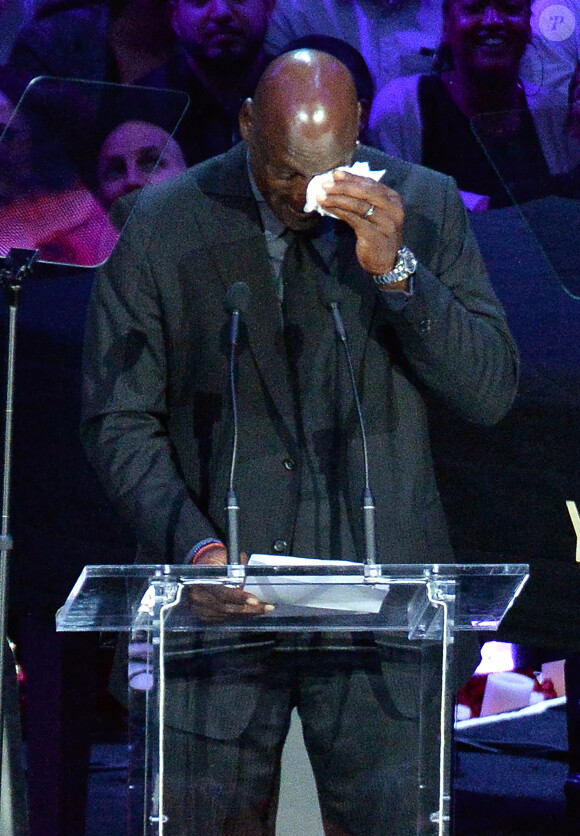 Michael Jordan très ému lors de l'hommage à Kobe Bryant et sa fille Gianna, le 24 février 2020 au Staples Center de Los Angeles.