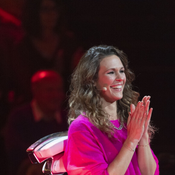 Exclusif - Laure Pester (Lorie) - Enregistrement de l'émission "La Chanson secrète 5", qui sera diffusée le 11 janvier 2020 sur TF1, à Paris. Le 17 décembre 2019 © Gaffiot-Perusseau / Bestimage