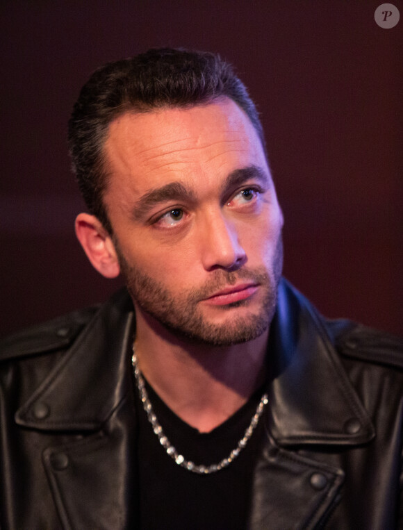 Exclusif - Jean-Baptiste Guegan récompensé avec un disque de platine lors d'un showcase dans l'émission de Club Music sur Bel RTL avec Serge Jonckers. Belgique, Bruxelles, 15 février 2020. © Alain Rolland / Imagebuzz / Bestimage